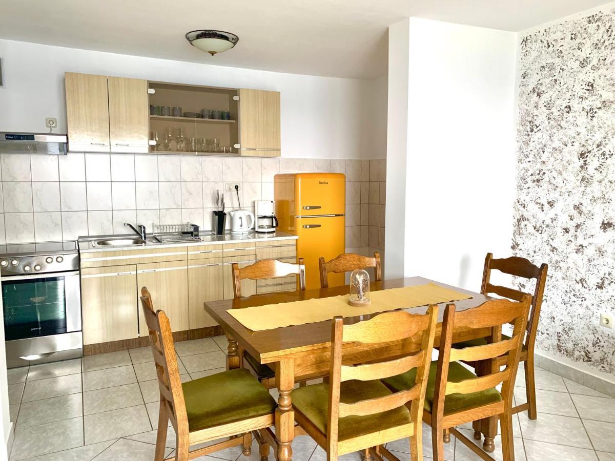 Apartment Ferias Zengg Kültér fotó