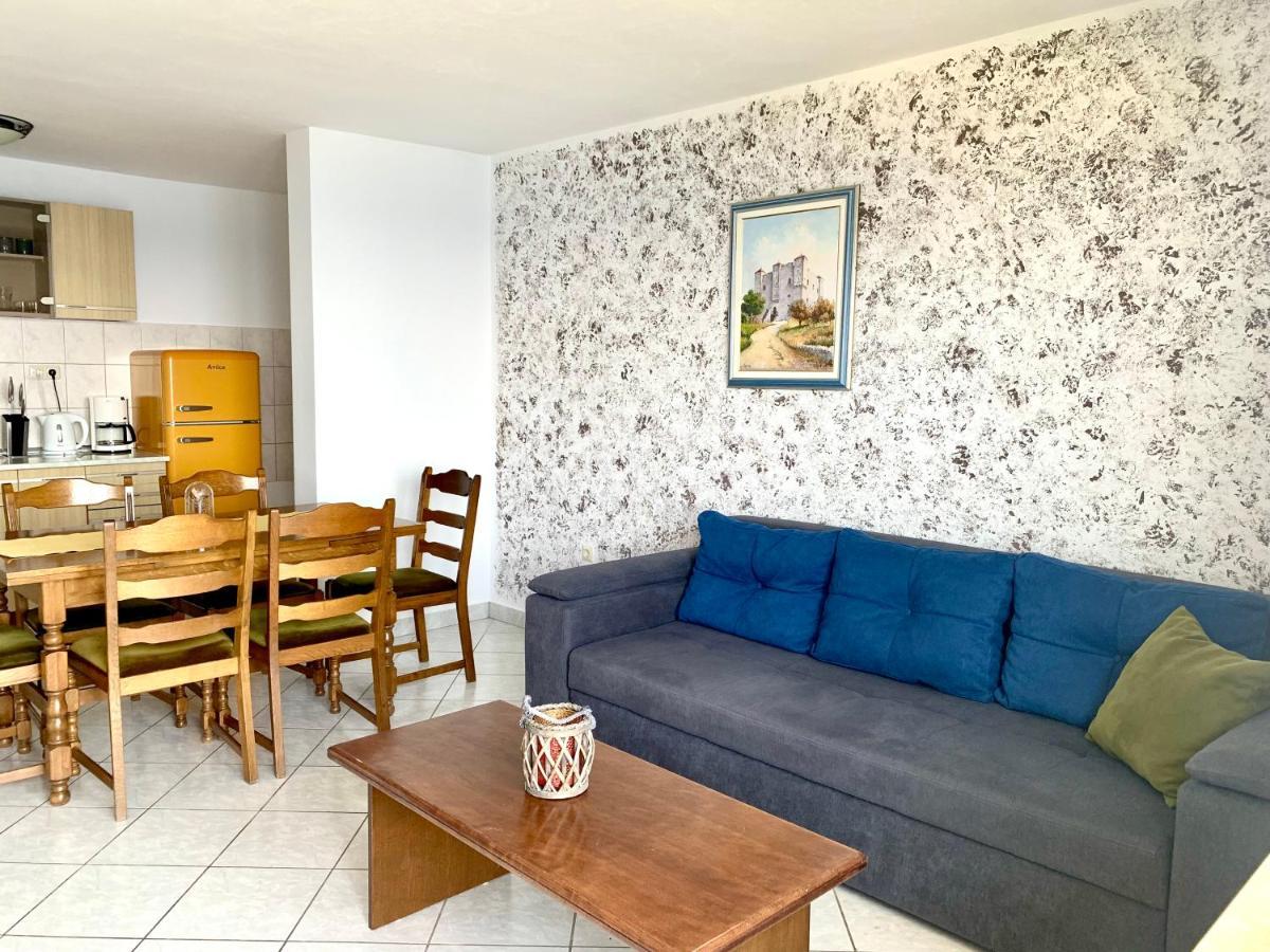 Apartment Ferias Zengg Kültér fotó